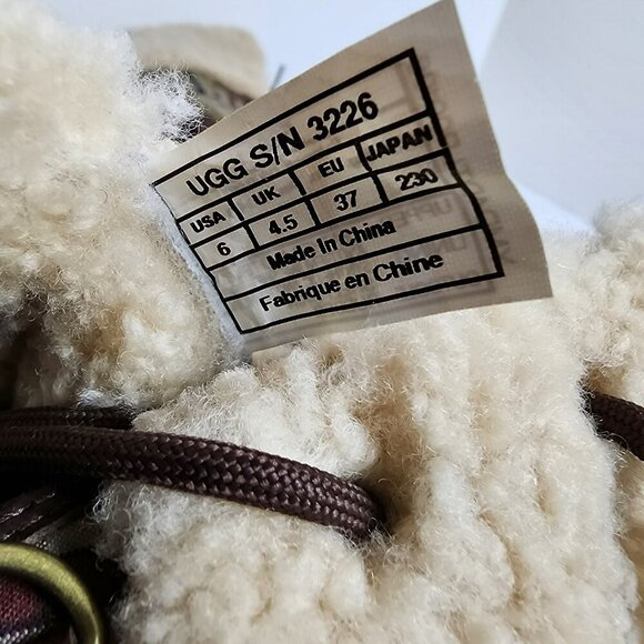 UGG Adirondack Tall Boots 3226‎ Plaid Sheepskin Leather Waterproof Size 6 - Picture 6 of 10